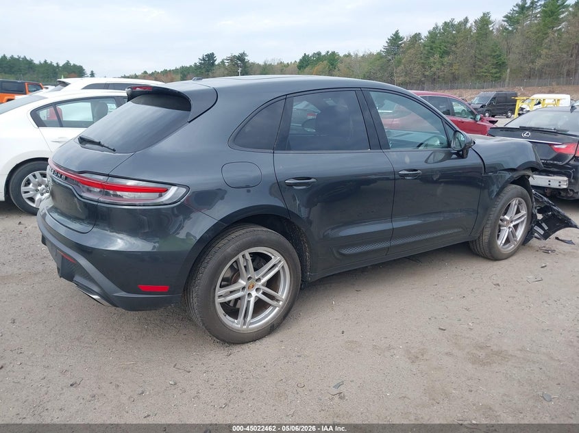 2024 Porsche Macan VIN WP1AA2A5XRLB06683 IAAI salvage auction — RIGHT FRONT, Salvage Title, sold $21,500 on 2026-08-14 (photo 4)