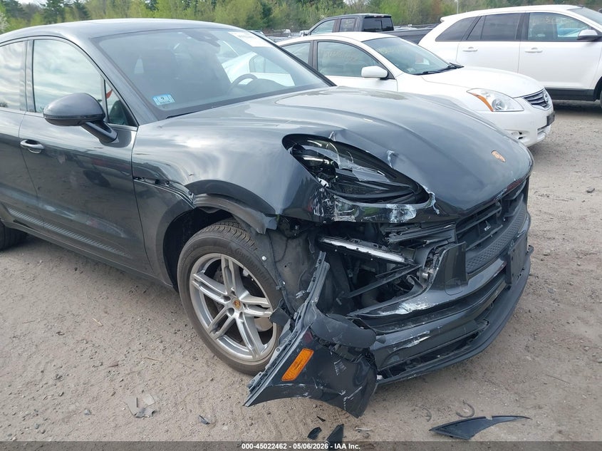 2024 Porsche Macan VIN WP1AA2A5XRLB06683 IAAI salvage auction — RIGHT FRONT, Salvage Title, sold $21,500 on 2026-08-14 (photo 6)