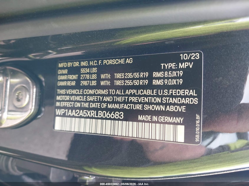 2024 Porsche Macan VIN WP1AA2A5XRLB06683 IAAI salvage auction — RIGHT FRONT, Salvage Title, sold $21,500 on 2026-08-14 (photo 9)