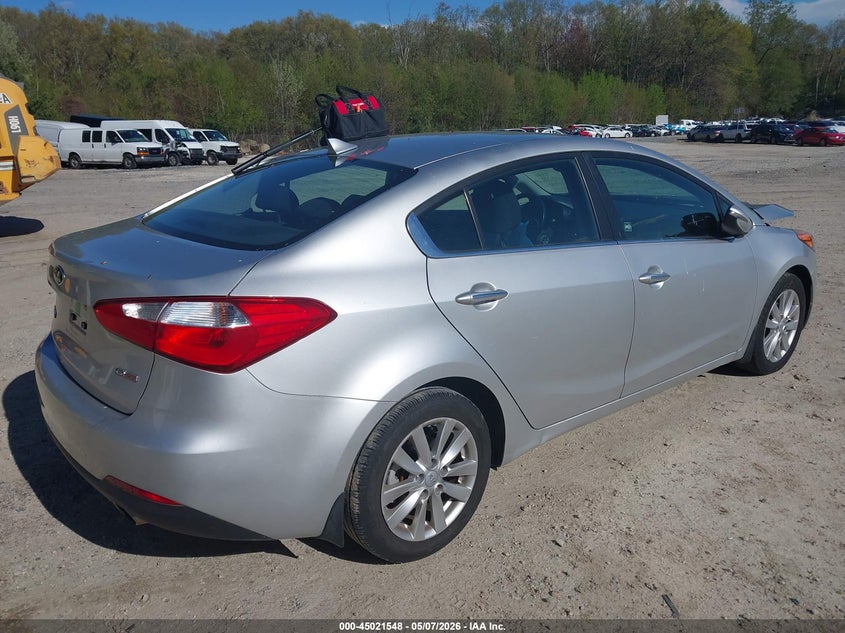 2014 Kia Forte VIN KNAFX4A88E5109461 IAAI salvage auction — FRONT END, Salvage (Massachusetts), sold $525 on 2026-07-07 (photo 4)