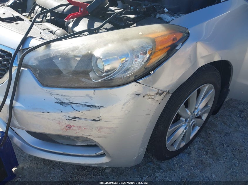 2014 Kia Forte VIN KNAFX4A88E5109461 IAAI salvage auction — FRONT END, Salvage (Massachusetts), sold $525 on 2026-07-07 (photo 6)