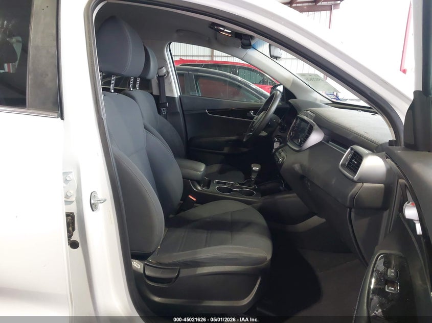 2019 Kia Sorento VIN 5XYPG4A36KG518041 IAAI salvage auction — RIGHT SIDE, Original (Texas), sold $3,100 on 2026-07-09 (photo 5)