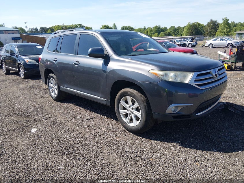 2012 Toyota Highlander VIN 5TDZA3EH0CS029567 IAAI salvage auction — LEFT FRONT, Salvage (South Carolina), sold $4,550 on 2026-07-15 (photo 1)