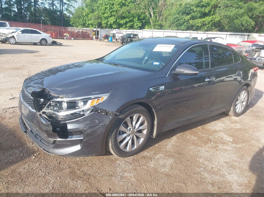 2017 Kia Optima VIN 5XXGU4L38HG127136 IAAI salvage auction — FRONT END, Salvage (Texas), sold $25 on 2026-07-30 (photo 2)