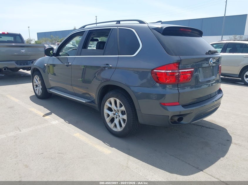 2013 BMW X5 VIN 5UXZV4C51D0E11051 IAAI salvage auction — NORMAL WEAR, Clear - Dealer Only (California), sold $675 on 2026-07-13 (photo 3)