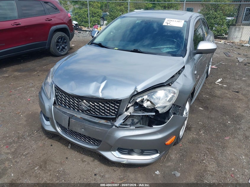 2011 Suzuki Kizashi VIN JS2RF9A67B6110062 IAAI salvage auction — FRONT END, Salvage (Virginia), sold $475 on 2026-07-20 (photo 6)