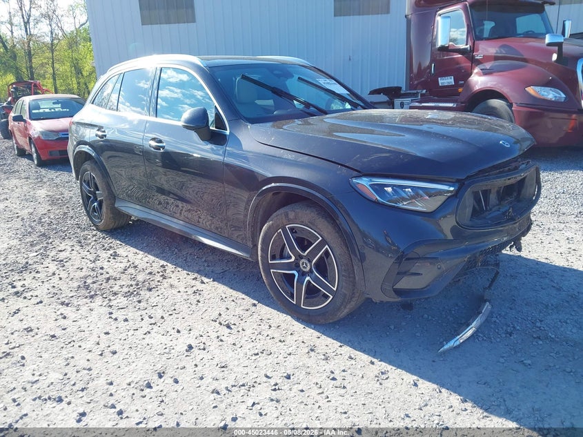 2024 Mercedes-benz Glc VIN W1NKM4HB7RF234553 IAAI salvage auction — FRONT END, Mv-907A (New York), sold $16,400 on 2026-07-28 (photo 1)