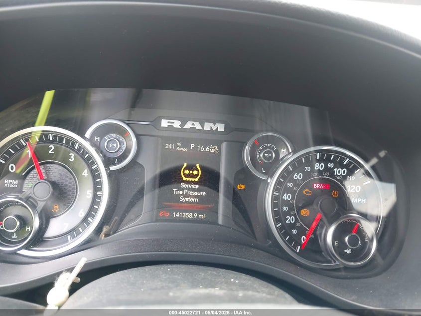2019 Ram 1500 VIN 1C6RREFT6KN905707 IAAI salvage auction — FRONT & REAR, Original (Texas), sold $4,050 on 2026-07-11 (photo 7)