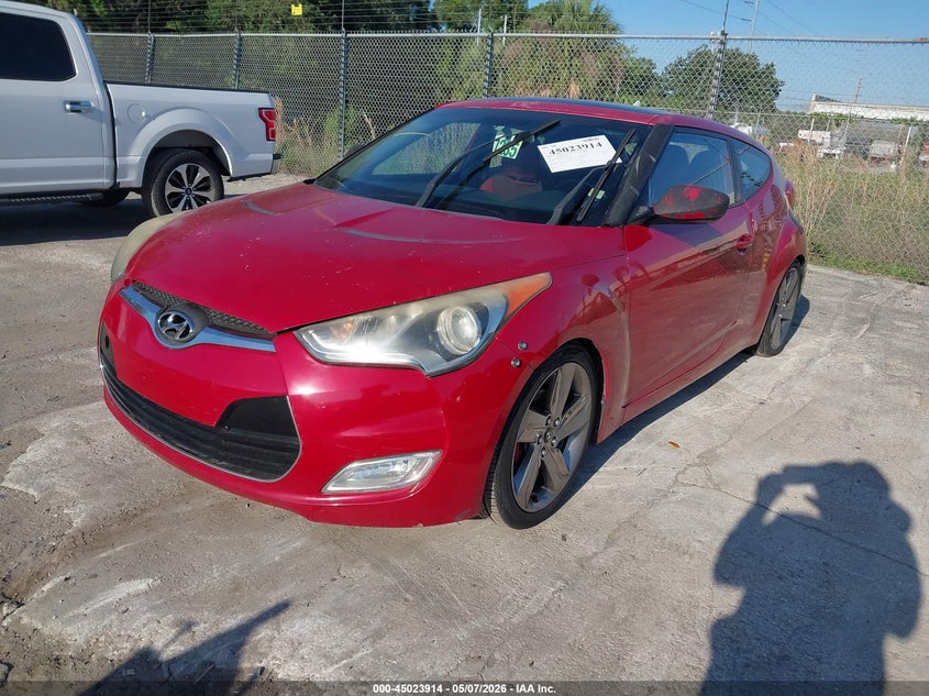 2013 Hyundai Veloster VIN KMHTC6AD0DU126197 IAAI salvage auction — NORMAL WEAR, Clear (Montana), sold $225 on 2026-07-08 (photo 6)