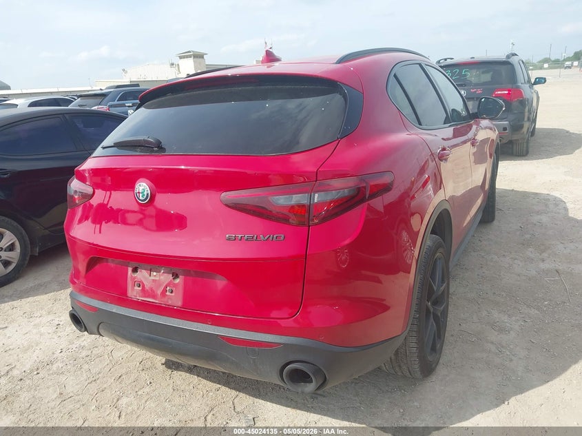 2020 Alfa romeo Stelvio VIN ZASPAJAN1L7C91252 IAAI salvage auction — LEFT FRONT, Original (Texas), sold $3,900 on 2026-07-29 (photo 4)