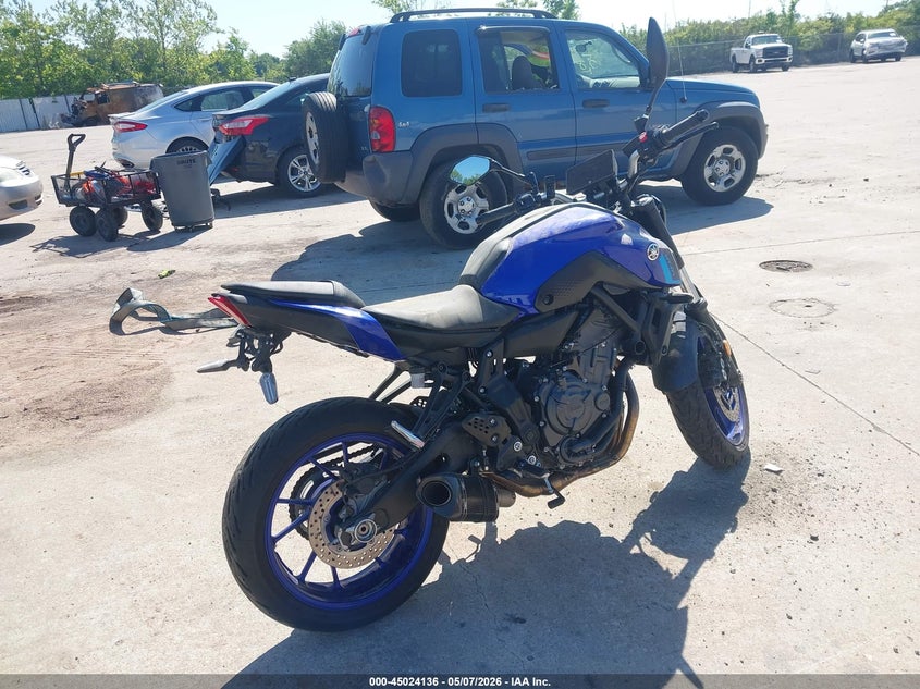 2024 Yamaha Mt VIN JYARM32E5RA009737 IAAI salvage auction — UNKNOWN, Salvage (Illinois), sold $4,050 on 2026-07-14 (photo 4)