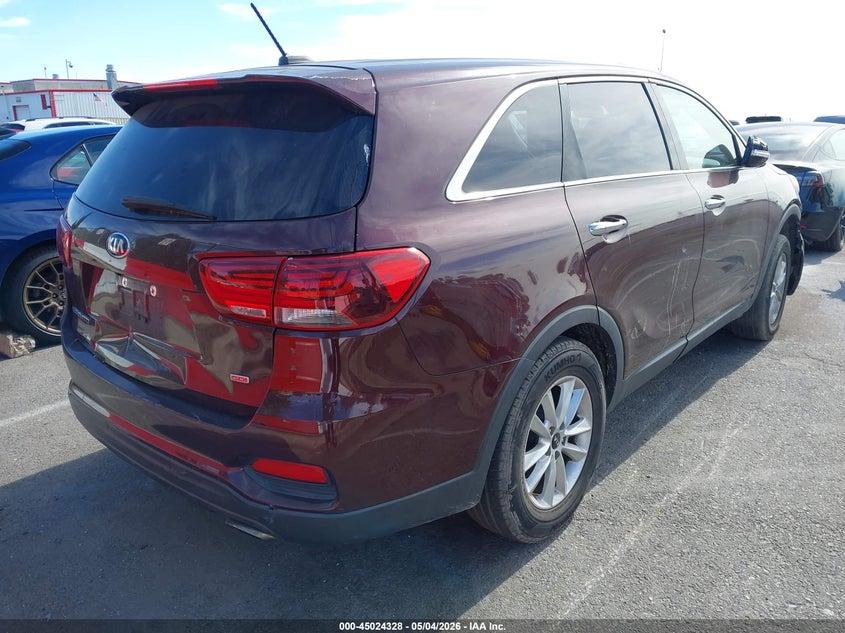 2019 Kia Sorento VIN 5XYPG4A39KG535836 IAAI salvage auction — THEFT, Salvage (California), sold $900 on 2026-07-30 (photo 4)