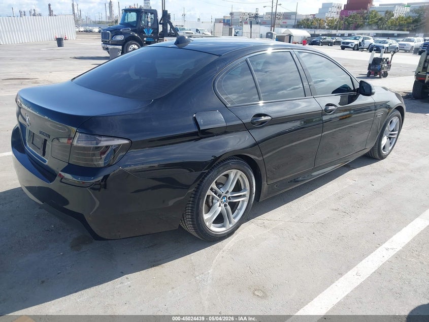 2016 BMW 5er VIN WBA5A5C52GG353958 IAAI salvage auction — LEFT SIDE, Salvage (California), sold $4,950 on 2026-08-02 (photo 4)