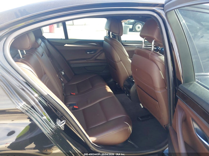 2016 BMW 5er VIN WBA5A5C52GG353958 IAAI salvage auction — LEFT SIDE, Salvage (California), sold $4,950 on 2026-08-02 (photo 8)