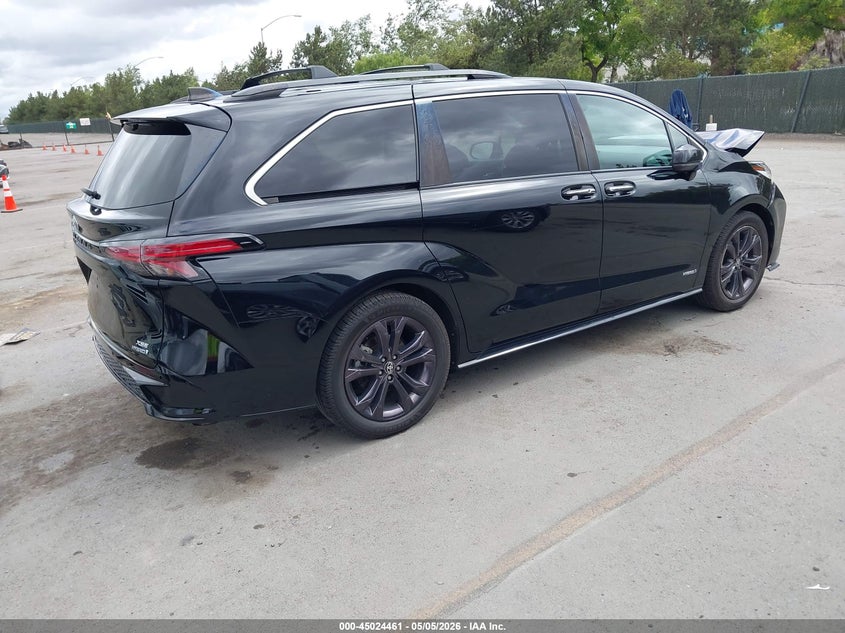 2021 Toyota Sienna VIN 5TDDRKECXMS054950 IAAI salvage auction — FRONT END, Salvage (California), sold $13,000 on 2026-07-29 (photo 4)