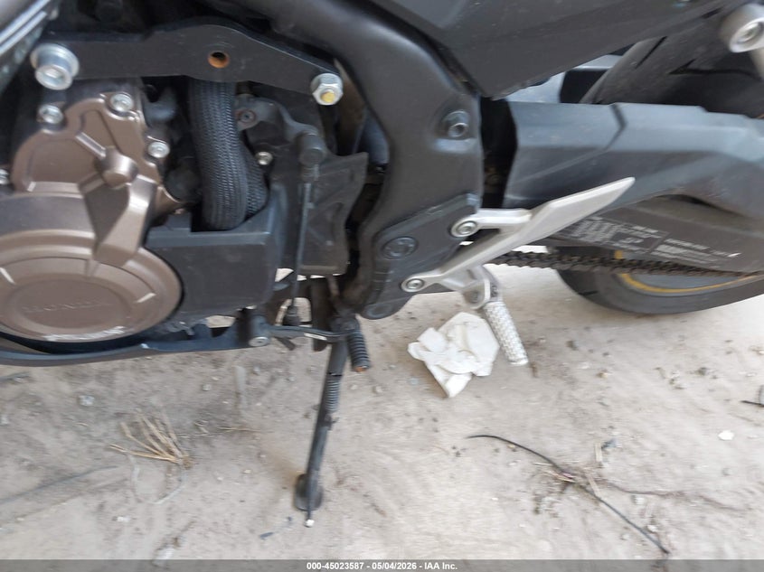 2023 Honda Cbr VIN MLHPC625XP5401017 IAAI salvage auction — SIDE, Original (Texas), sold $1,050 on 2026-07-28 (photo 9)