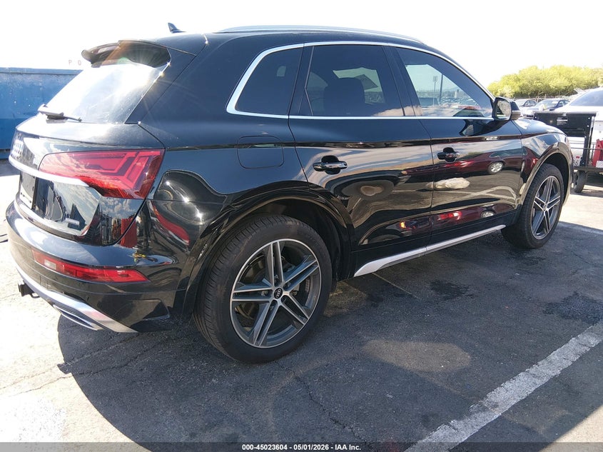 2021 Audi Q5 VIN WA1E2AFY7M2045377 IAAI salvage auction — UNKNOWN, Salvage Title, sold $9,000 on 2026-08-28 (photo 4)