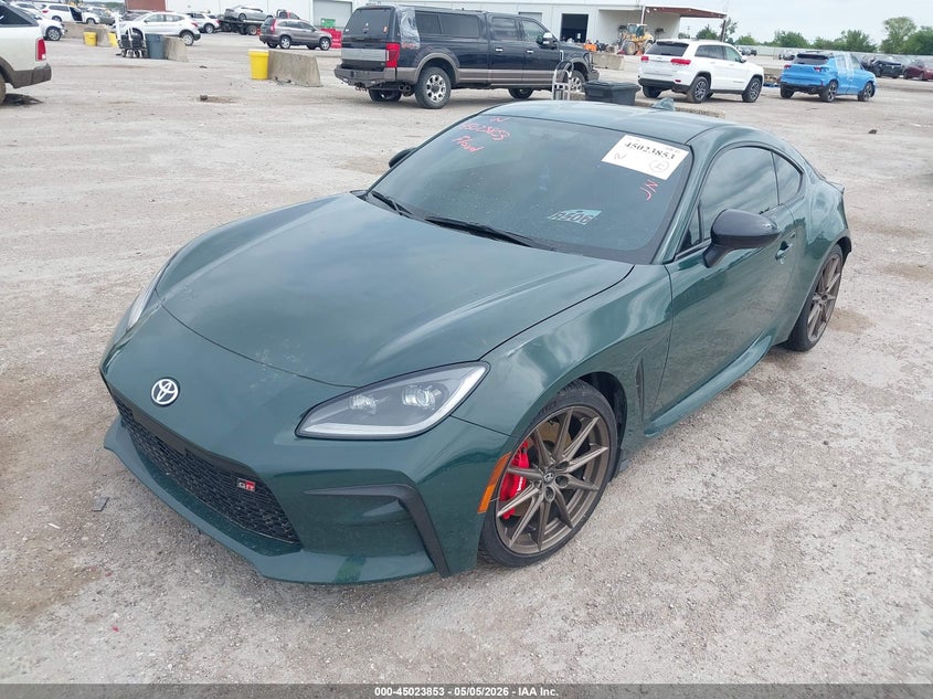 2025 Toyota Gr 86 VIN JF1ZNBM17S8750724 IAAI salvage auction — WATER/FLOOD, Salvage (Texas), sold $9,975 on 2026-07-22 (photo 2)