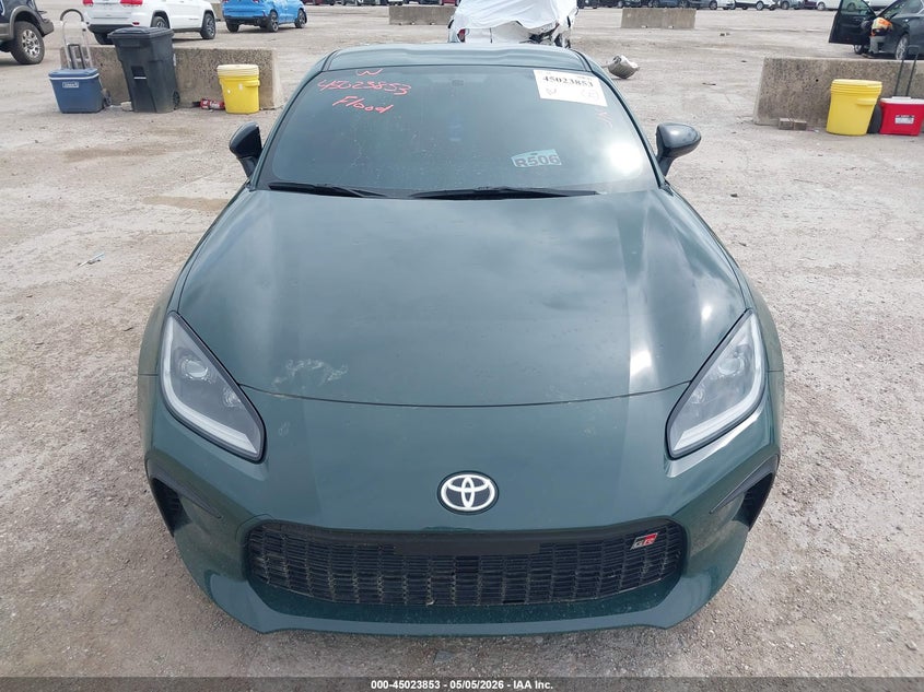 2025 Toyota Gr 86 VIN JF1ZNBM17S8750724 IAAI salvage auction — WATER/FLOOD, Salvage (Texas), sold $9,975 on 2026-07-22 (photo 6)