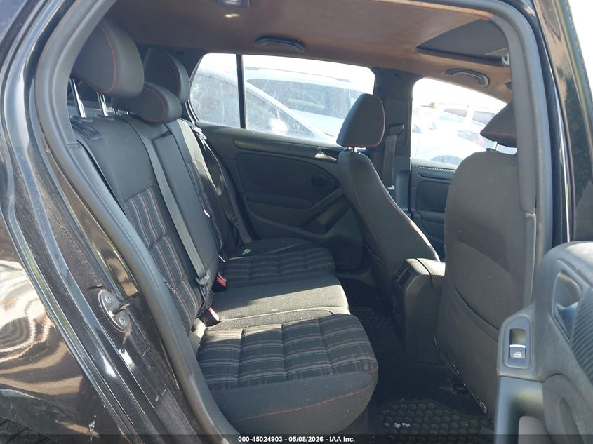 2011 Volkswagen Gti VIN WVWHD7AJ9BW321817 IAAI salvage auction — NORMAL WEAR, Clear (Oklahoma), sold $1,700 on 2026-07-29 (photo 8)