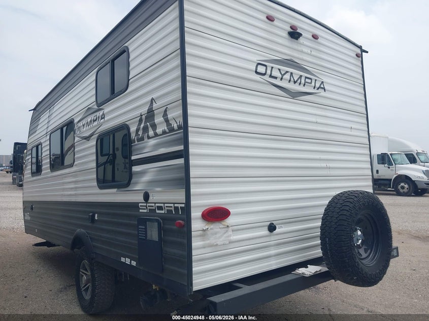 2022 Highland ridge Olympia VIN 58TB40AK5N14K3666 IAAI salvage auction — HAIL, Original (Texas), sold $1,150 on 2026-07-28 (photo 3)