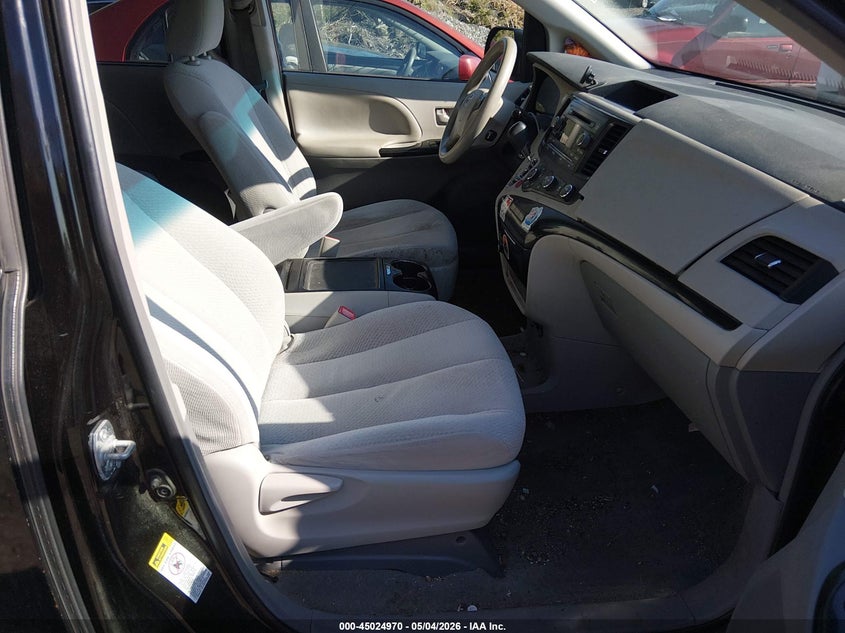 2012 Toyota Sienna VIN 5TDKK3DC4CS253591 IAAI salvage auction — FRONT END, Salvage (Rhode Island), sold $2,225 on 2026-07-07 (photo 5)