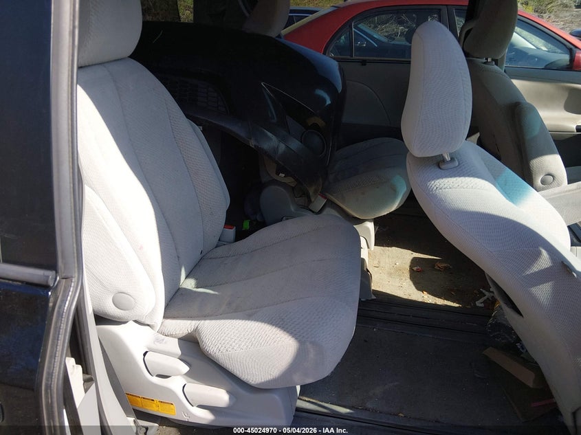 2012 Toyota Sienna VIN 5TDKK3DC4CS253591 IAAI salvage auction — FRONT END, Salvage (Rhode Island), sold $2,225 on 2026-07-07 (photo 8)