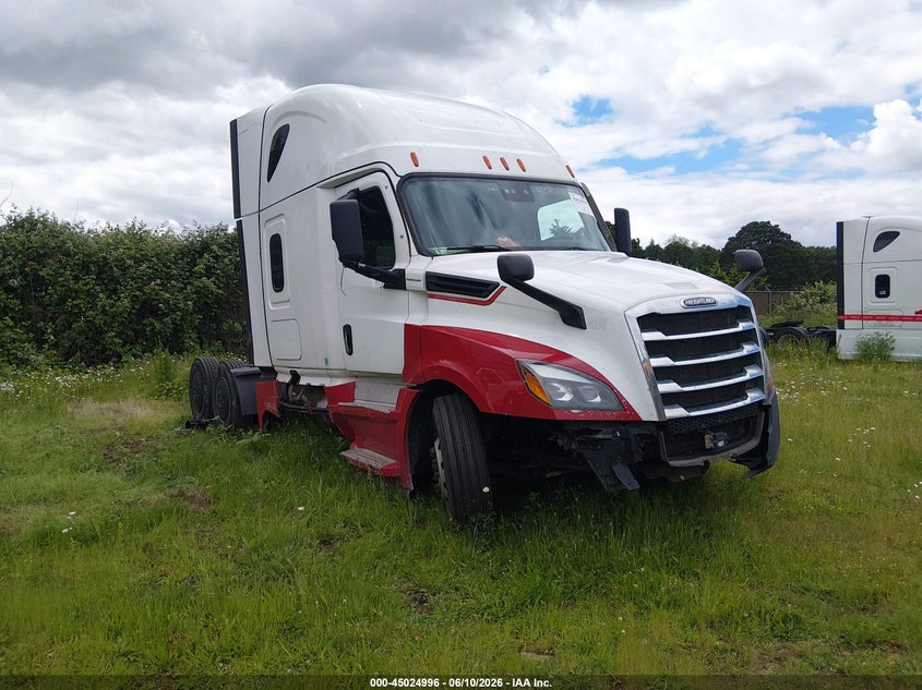 2022 Freightliner New cascadia 126 VIN 3AKJHHDR9NSNE9571 IAAI salvage auction — SIDE, Wait Title, sold $7,100 on 2026-09-23 (photo 1)