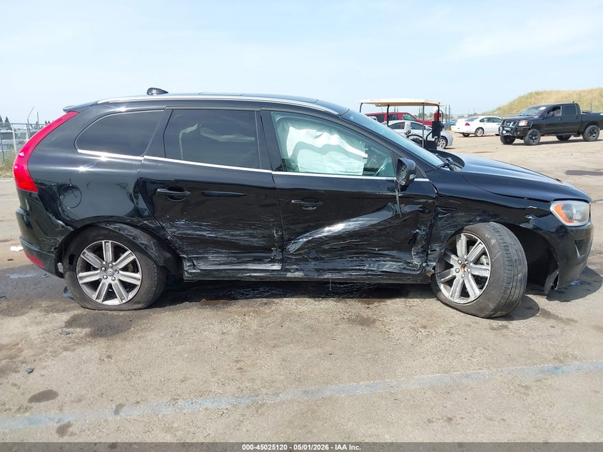 2017 Volvo Xc60 VIN YV440MDU7H2009927 IAAI salvage auction — RIGHT SIDE, Salvage Title, sold $600 on 2026-08-19 (photo 6)