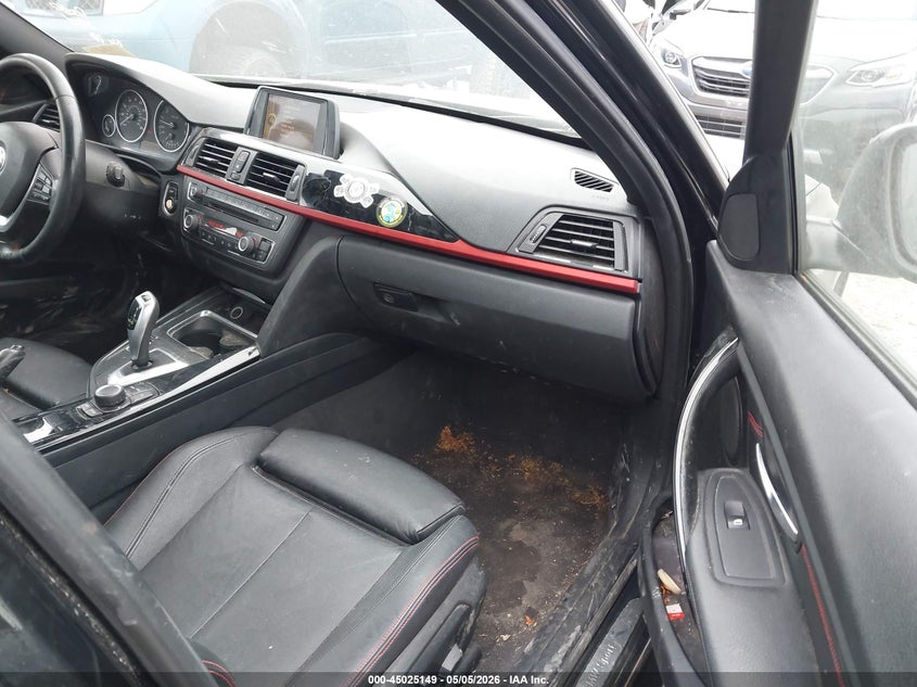 2013 BMW 3er VIN WBA3A9C5XDF475595 IAAI salvage auction — LEFT FRONT, Salvage (Texas), sold $1,550 on 2026-08-05 (photo 5)
