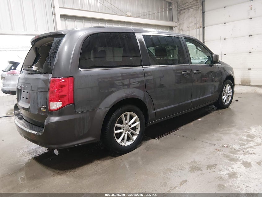 2019 Dodge Caravan VIN 2C4RDGCGXKR693679 IAAI salvage auction — FRONT & REAR, Original (Alaska), sold $2,050 on 2026-08-27 (photo 4)
