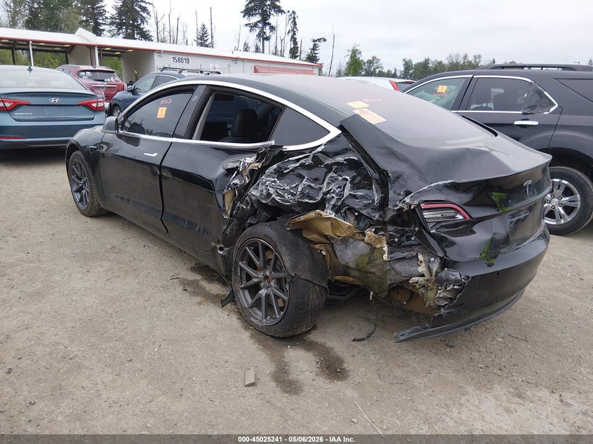 2018 Tesla Model 3 VIN 5YJ3E1EA2JF173558 IAAI salvage auction — REAR END, Salvage (Texas), sold $2,000 on 2026-07-15 (photo 3)