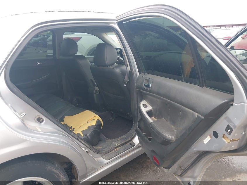 2004 Honda Accord VIN JHMCM568X4C004586 IAAI salvage auction — FRONT END, Salvage (Arizona), sold $325 on 2026-07-07 (photo 8)