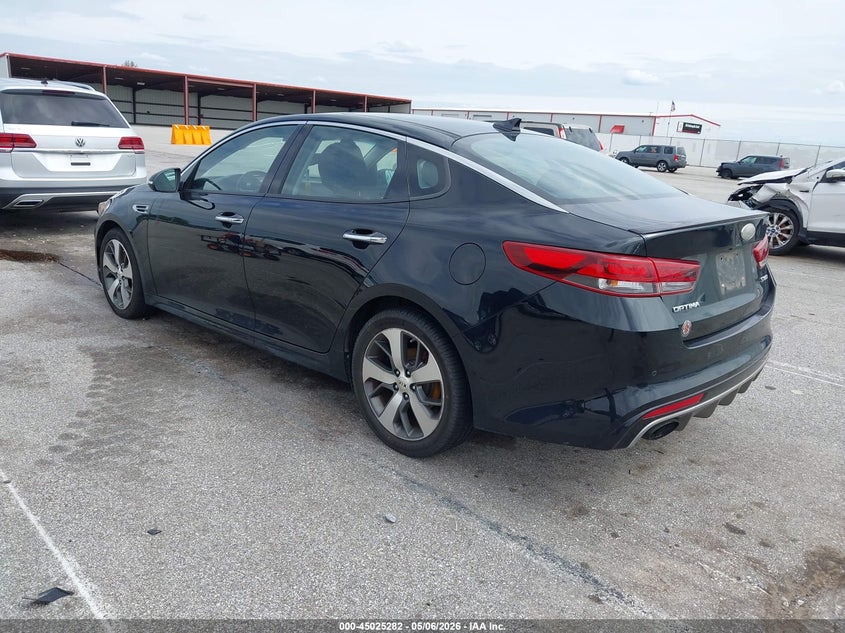 2018 Kia Optima VIN 5XXGW4L23JG246591 IAAI salvage auction — RIGHT FRONT, Salvage Title, sold $2,050 on 2026-07-12 (photo 3)