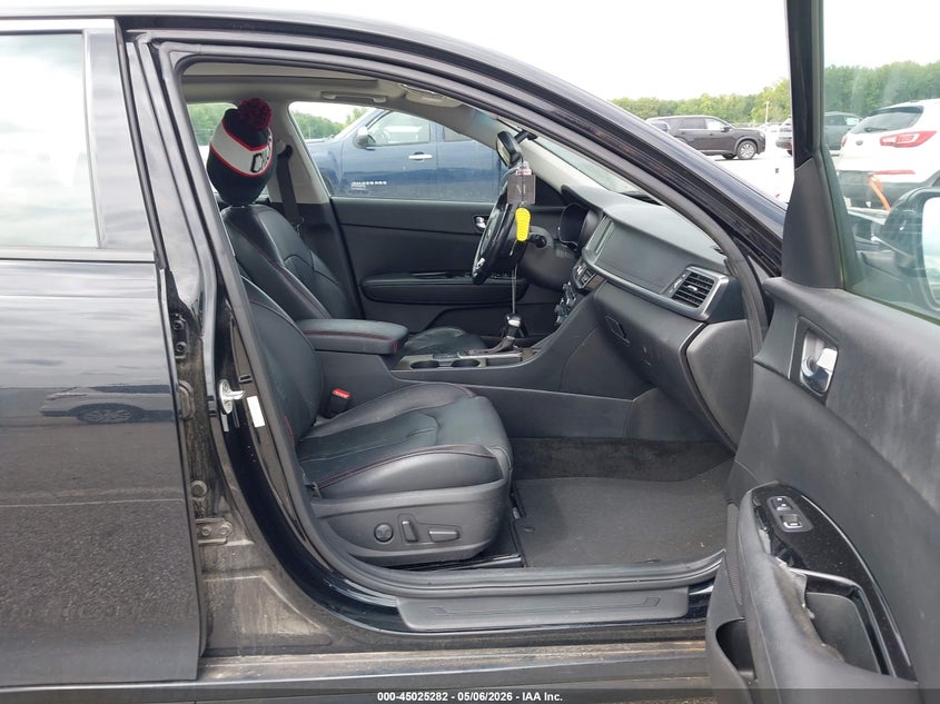 2018 Kia Optima VIN 5XXGW4L23JG246591 IAAI salvage auction — RIGHT FRONT, Salvage Title, sold $2,050 on 2026-07-12 (photo 5)