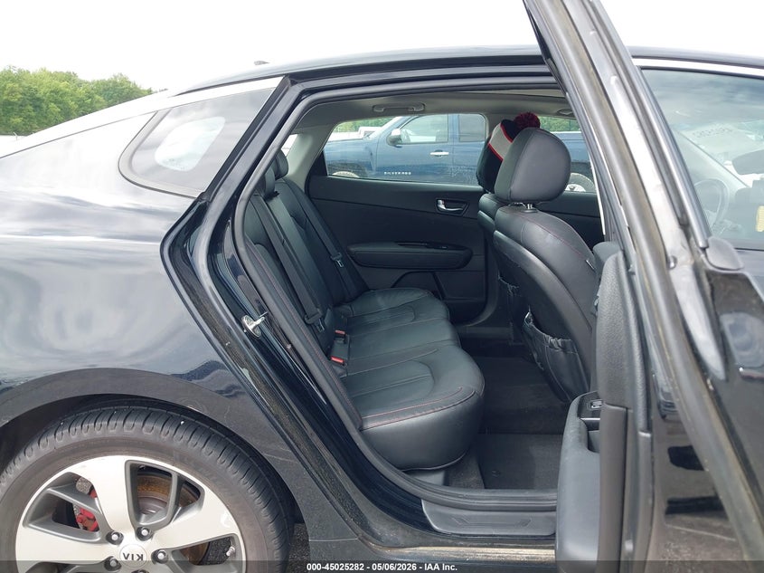 2018 Kia Optima VIN 5XXGW4L23JG246591 IAAI salvage auction — RIGHT FRONT, Salvage Title, sold $2,050 on 2026-07-12 (photo 8)