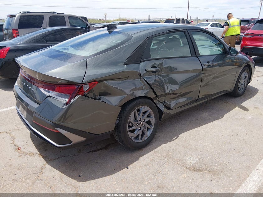 2024 Hyundai Elantra VIN KMHLM4DG6RU751539 IAAI salvage auction — RIGHT SIDE, Salvage (Texas), sold $5,600 on 2026-07-15 (photo 4)