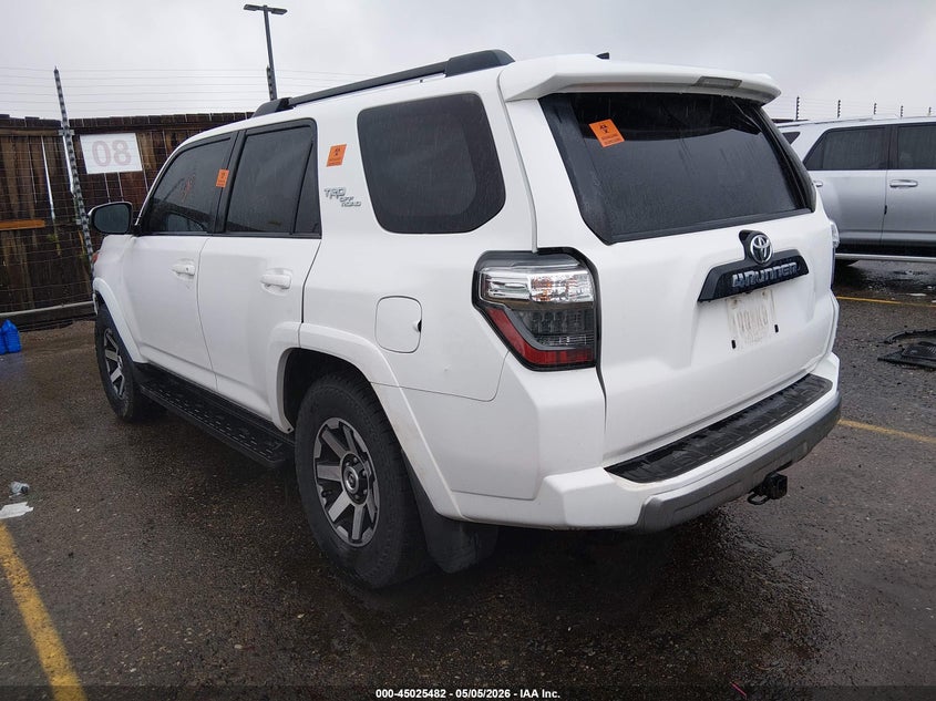 2020 Toyota 4runner VIN JTEBU5JR2L5783106 IAAI salvage auction — LEFT & RIGHT, Salvage (Colorado), sold $5,600 on 2026-07-28 (photo 3)