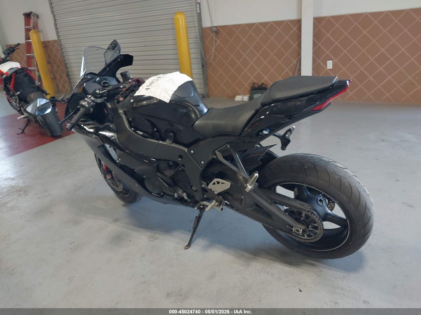 2025 Kawasaki Zx VIN JKBZXVL17SA019653 IAAI salvage auction — THEFT, Salvage (Nevada), sold $5,500 on 2026-07-14 (photo 3)