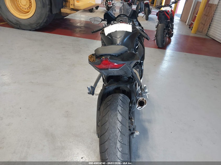 2025 Kawasaki Zx VIN JKBZXVL17SA019653 IAAI salvage auction — THEFT, Salvage (Nevada), sold $5,500 on 2026-07-14 (photo 6)