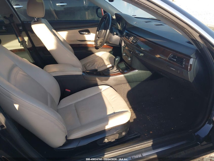 2012 BMW 3er VIN WBAKE3C55CE770623 IAAI salvage auction — FRONT & REAR, Clear (Tennessee), sold $700 on 2026-07-06 (photo 5)