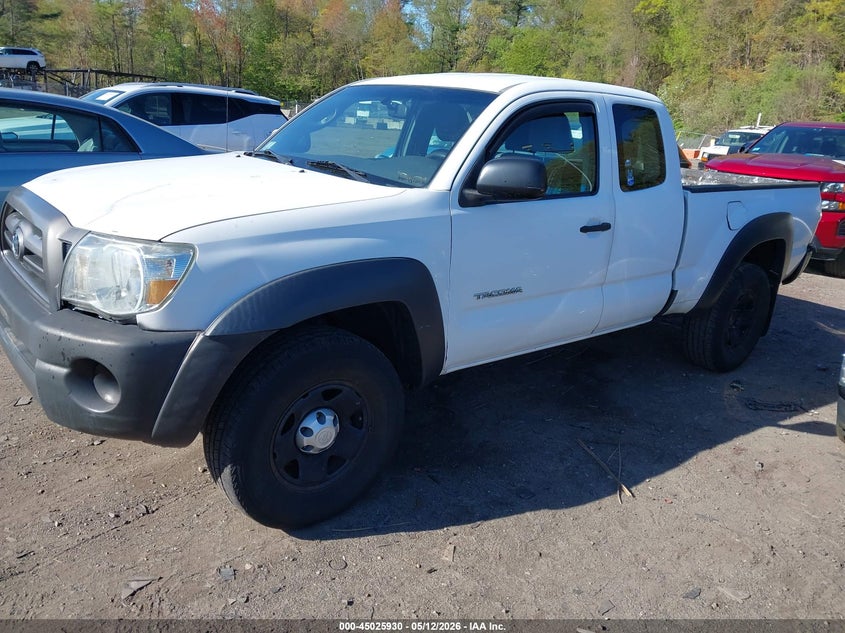2010 Toyota Tacoma VIN 5TEUU4EN8AZ706216 IAAI salvage auction — NORMAL WEAR, Clear (Massachusetts), sold $575 on 2026-07-28 (photo 2)
