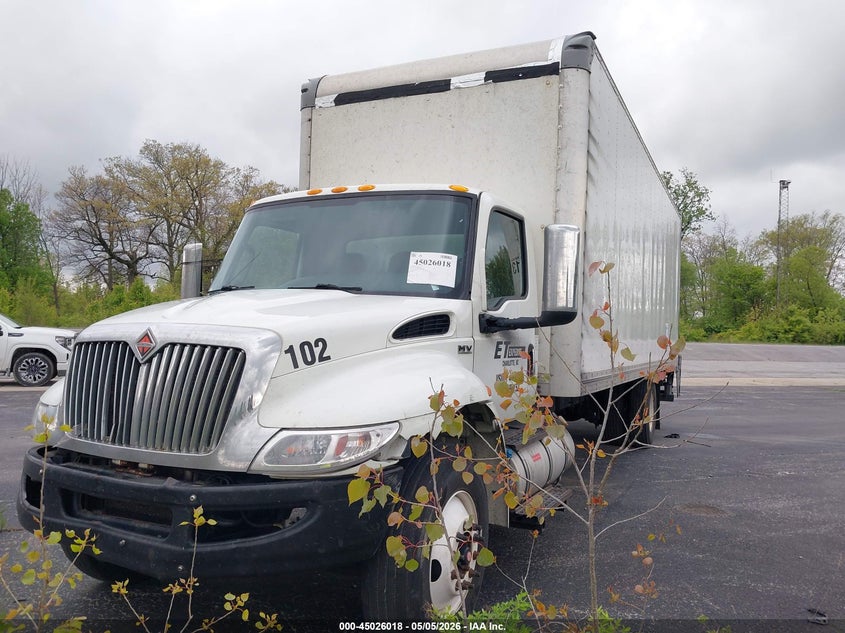 2020 International VIN 1HTEUMML0LH065462 IAAI salvage auction — REPOSSESSION, Clear (North Carolina), sold $5,100 on 2026-07-08 (photo 2)