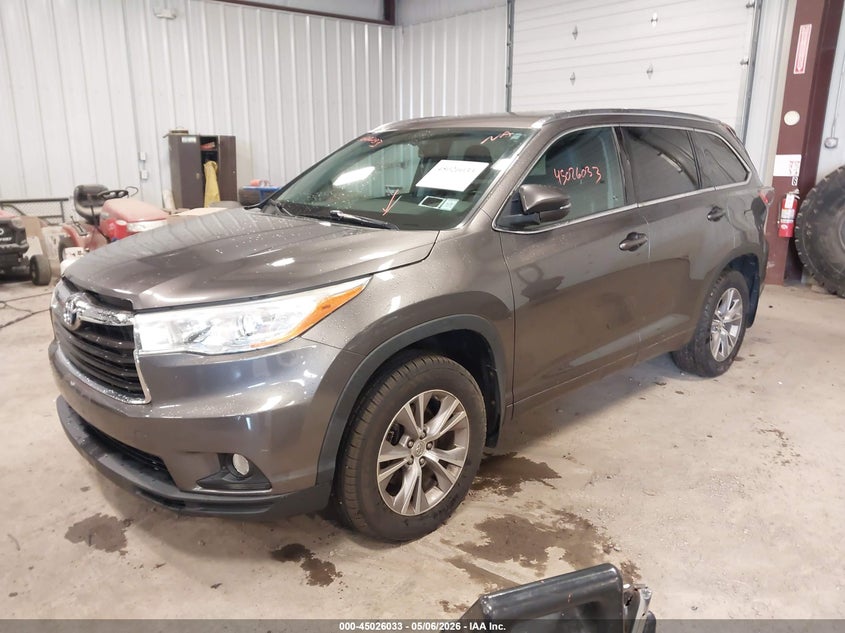 2014 Toyota Highlander VIN 5TDJKRFH5ES006414 IAAI salvage auction — WATER/FLOOD, Mv-907A (New York), sold $2,550 on 2026-07-28 (photo 2)