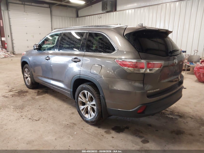 2014 Toyota Highlander VIN 5TDJKRFH5ES006414 IAAI salvage auction — WATER/FLOOD, Mv-907A (New York), sold $2,550 on 2026-07-28 (photo 3)