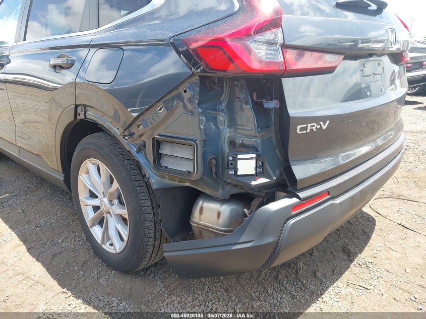 2024 Honda Cr-v VIN 2HKRS4H47RH429927 IAAI salvage auction — WATER/FLOOD, Salvage (Hawaii), sold $8,100 on 2026-07-31 (photo 6)