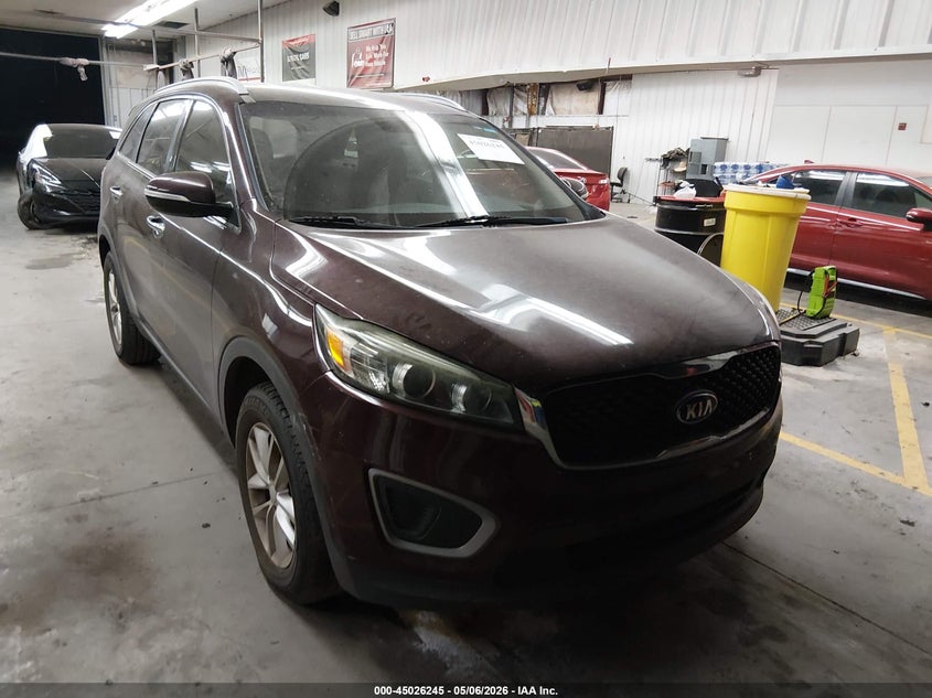 2017 Kia Sorento VIN 5XYPG4A38HG296627 IAAI salvage auction — REAR END, Salvage (Arizona), sold $2,100 on 2026-07-28 (photo 1)