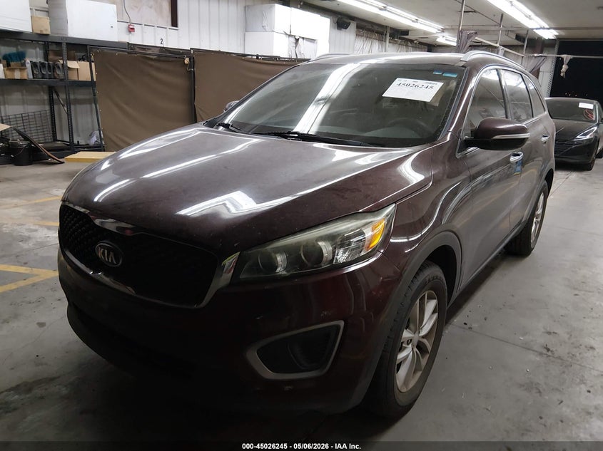 2017 Kia Sorento VIN 5XYPG4A38HG296627 IAAI salvage auction — REAR END, Salvage (Arizona), sold $2,100 on 2026-07-28 (photo 2)