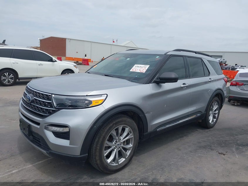 2023 Ford Explorer VIN 1FMSK7DH9PGC25218 IAAI salvage auction — HAIL, Original (Texas), sold $12,200 on 2026-07-29 (photo 2)