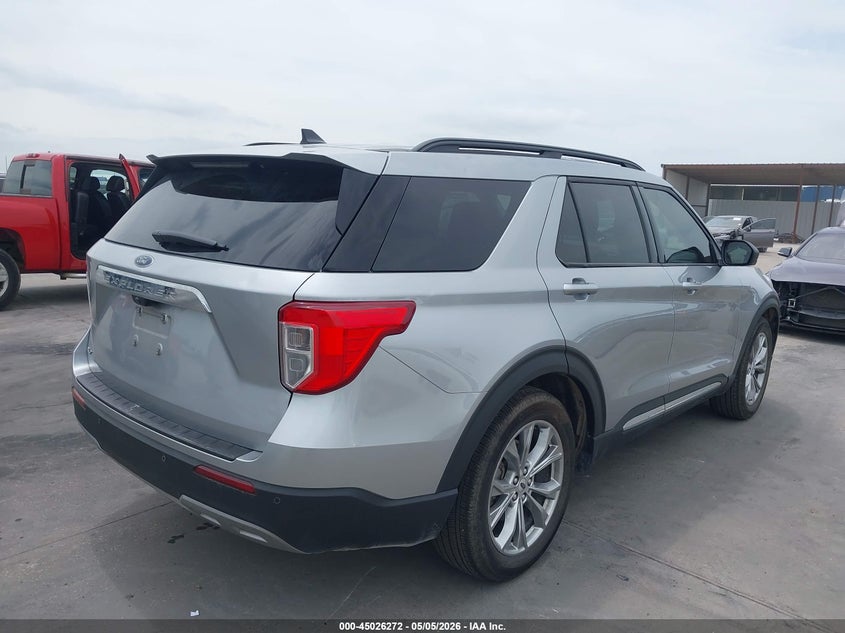 2023 Ford Explorer VIN 1FMSK7DH9PGC25218 IAAI salvage auction — HAIL, Original (Texas), sold $12,200 on 2026-07-29 (photo 4)
